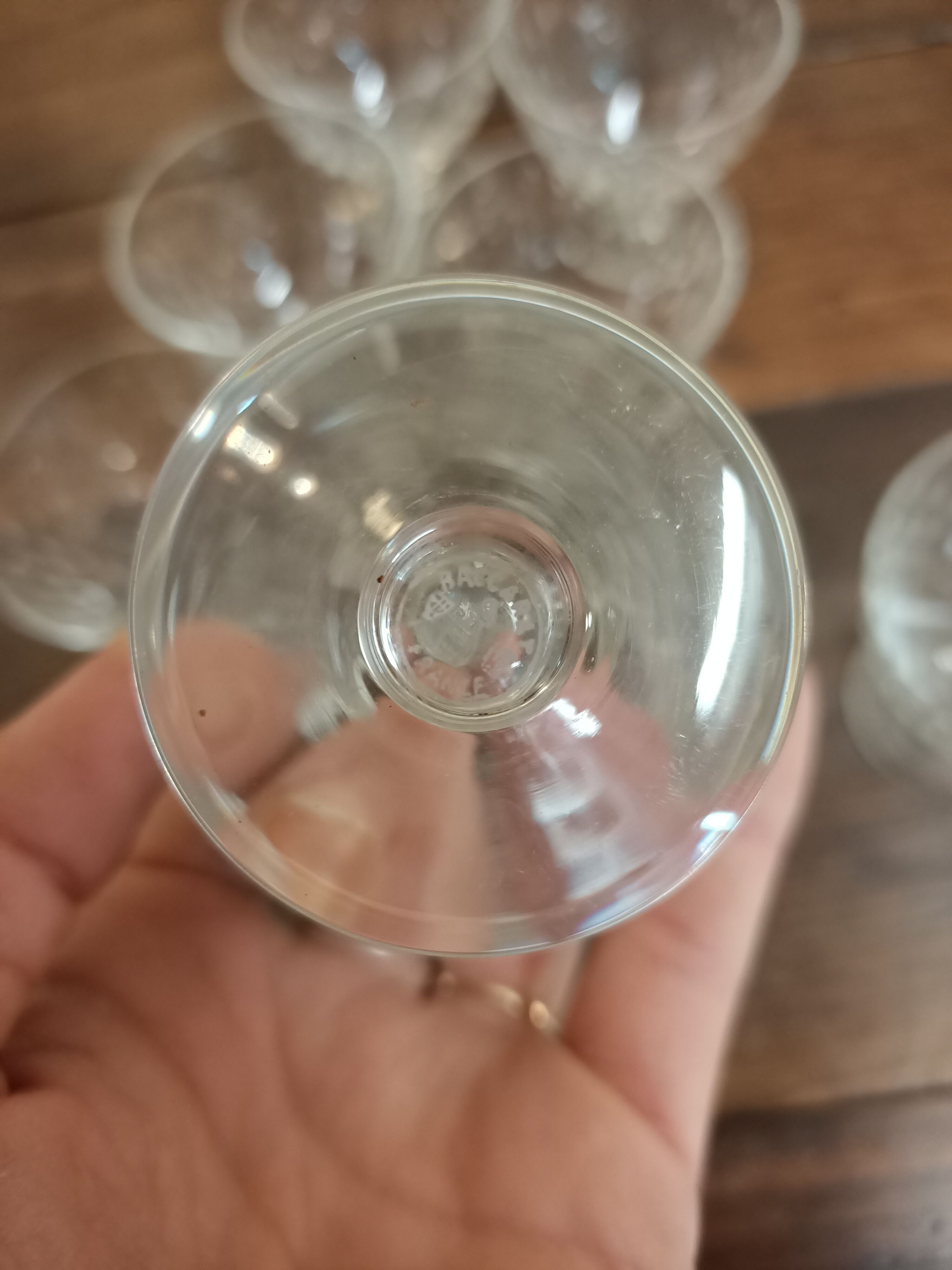 8 glasses Baccarat drops of water