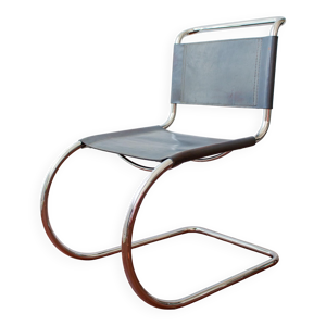 Chaise vintage MR10, - der