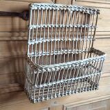 Wall basket