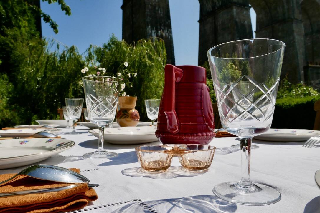 Rosaline molded glass salt and pepper shaker