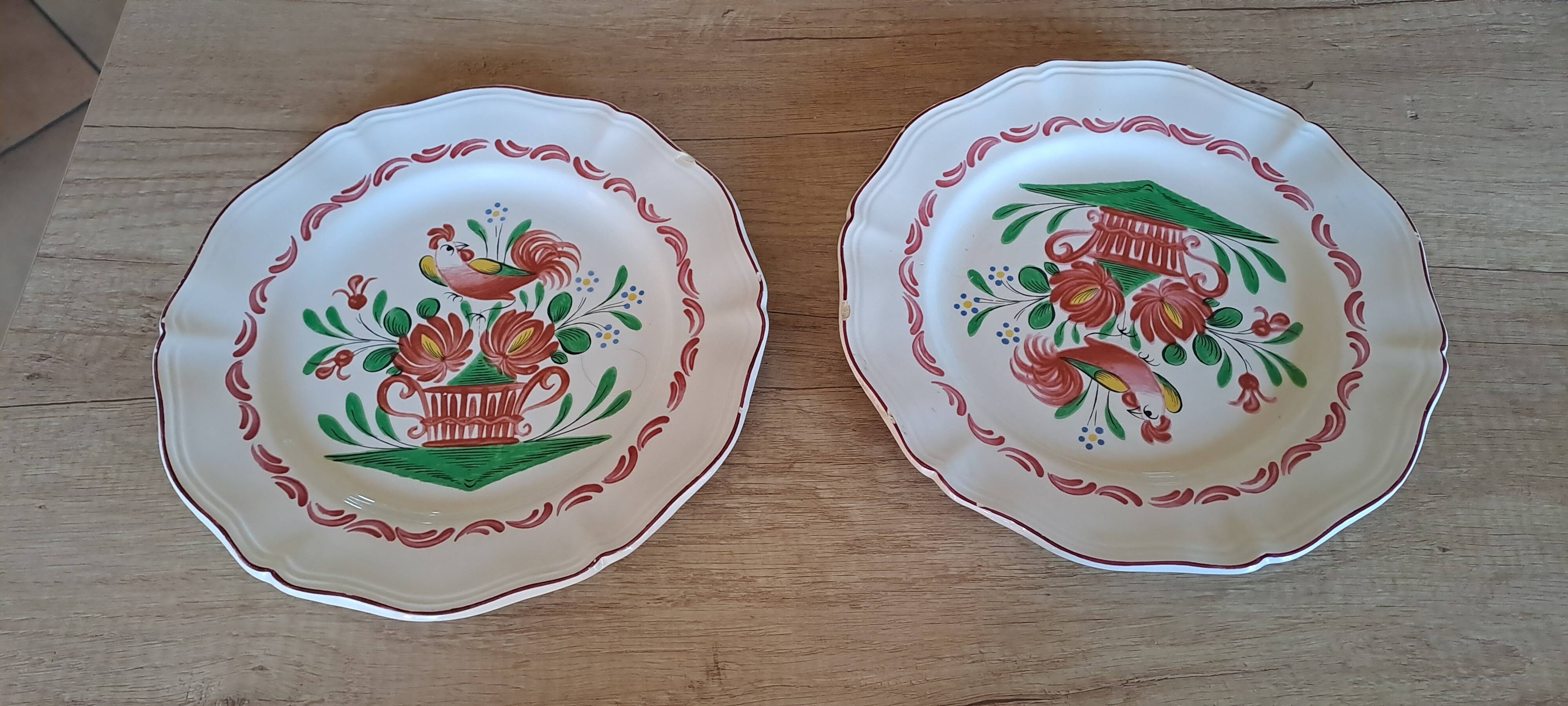 Set of 3 plates with Saint Clément rooster decoration