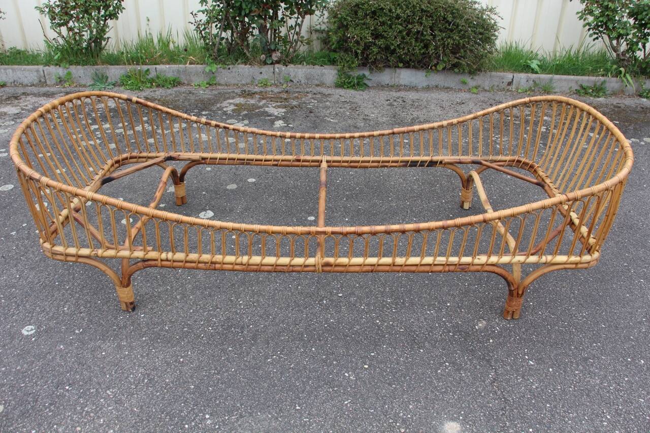 Vintage Italian rattan bed
