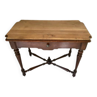 Bureau restauré ou table d’appoint