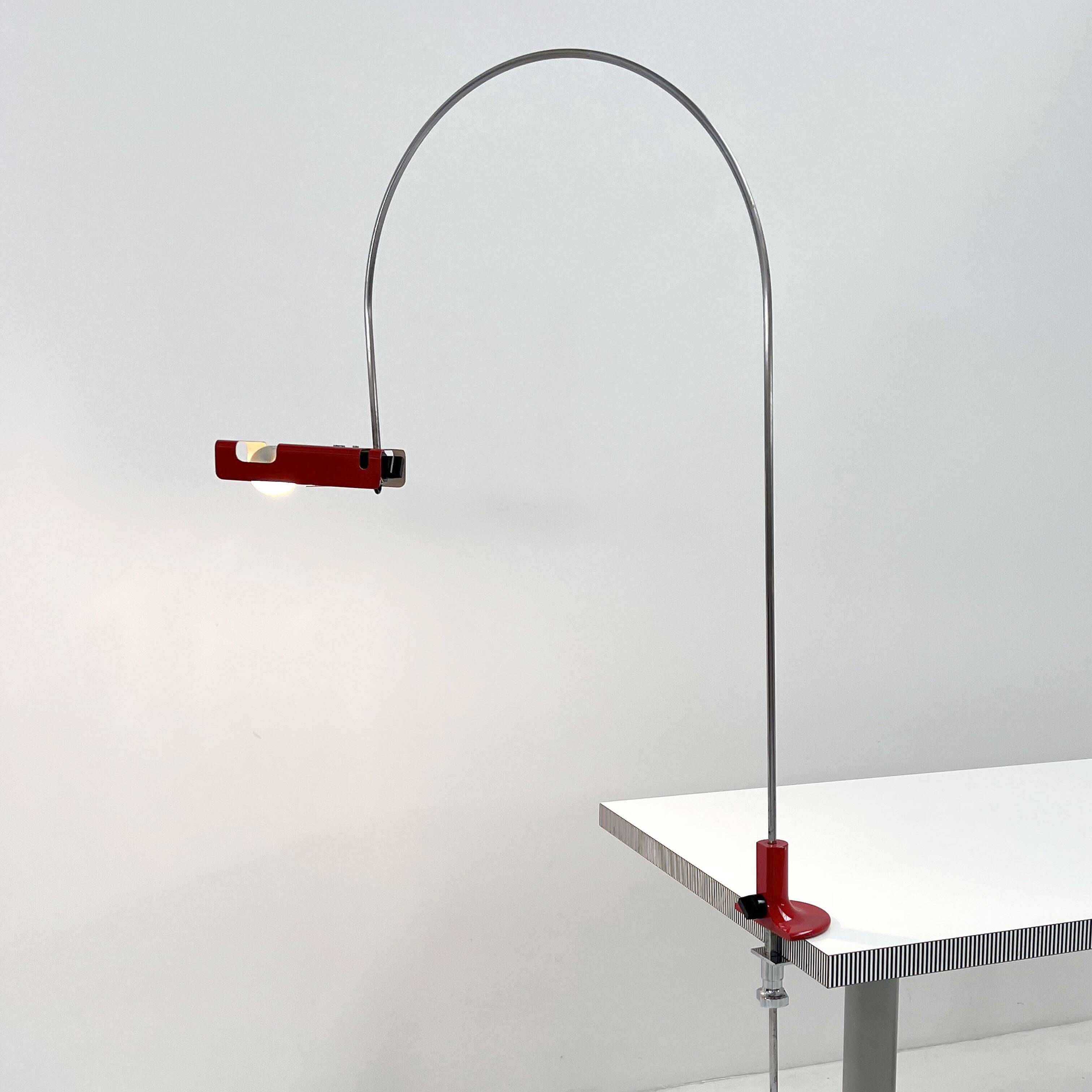 Lampe de table 'Spider' rouge par Joe Colombo pour Oluce, 1960