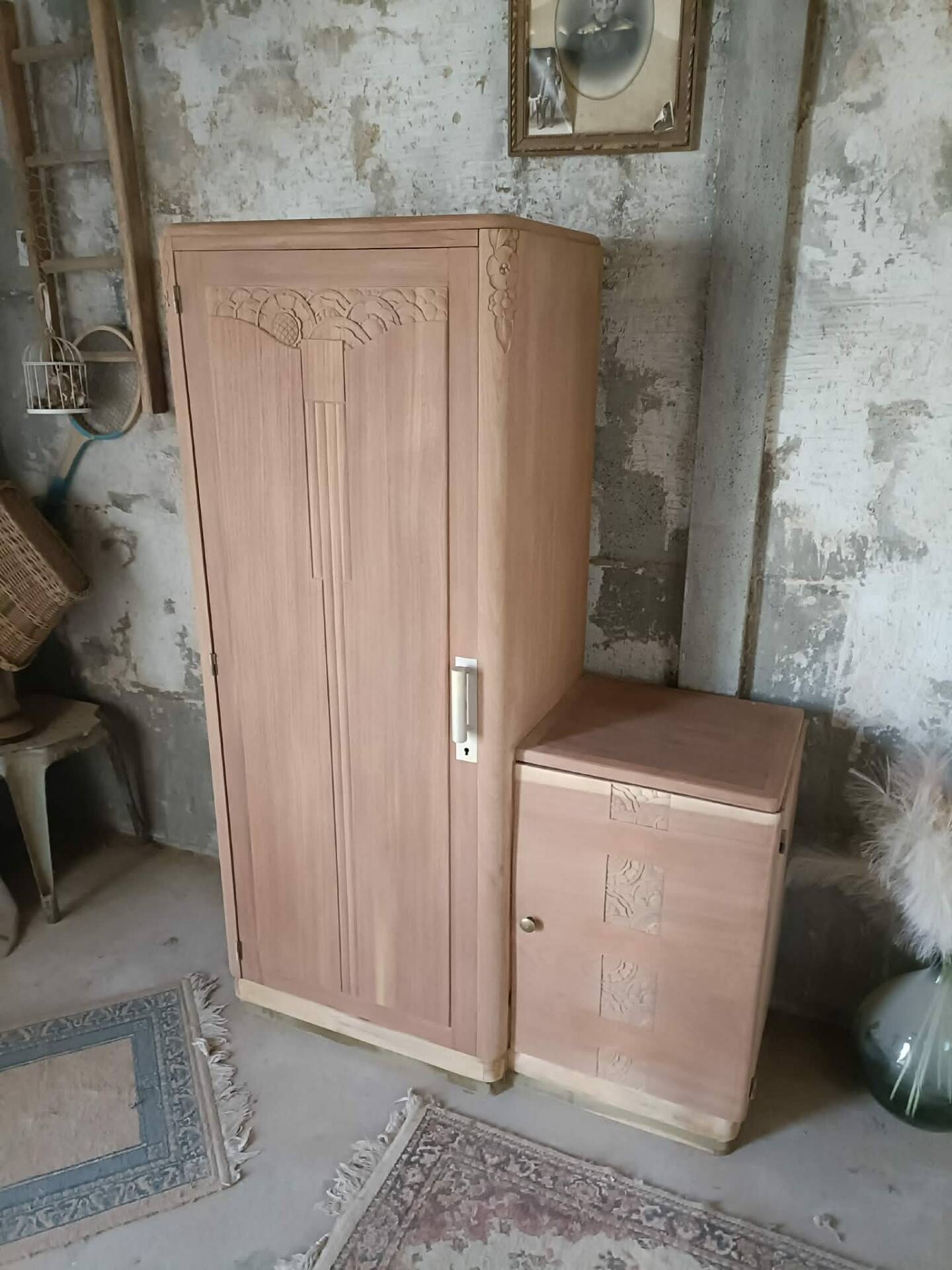 Armoire asymétrique