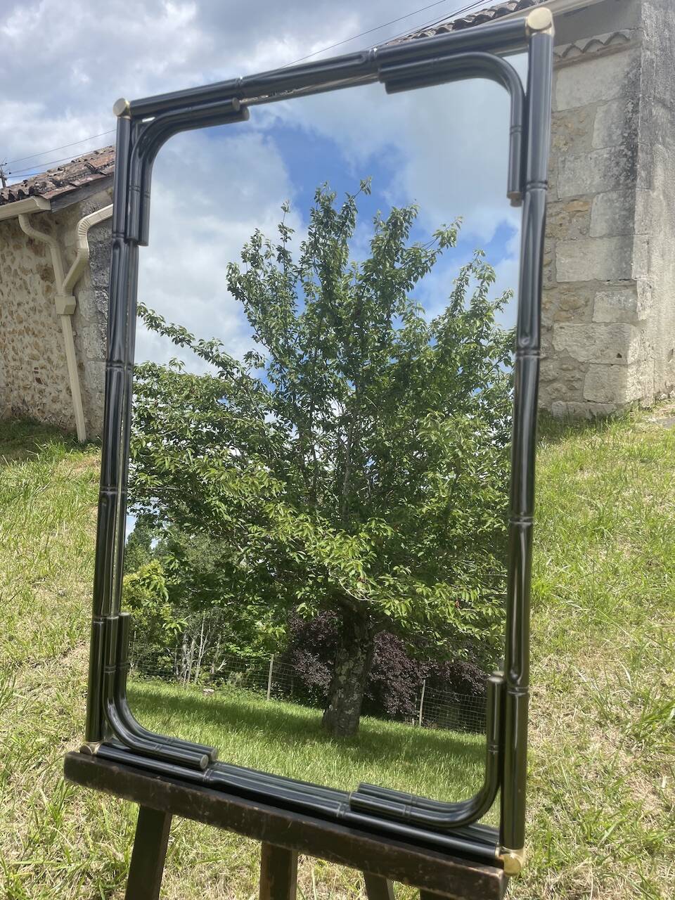 Vintage rectangular wall mirror in tubular metal and brass, 1970s/1980s.