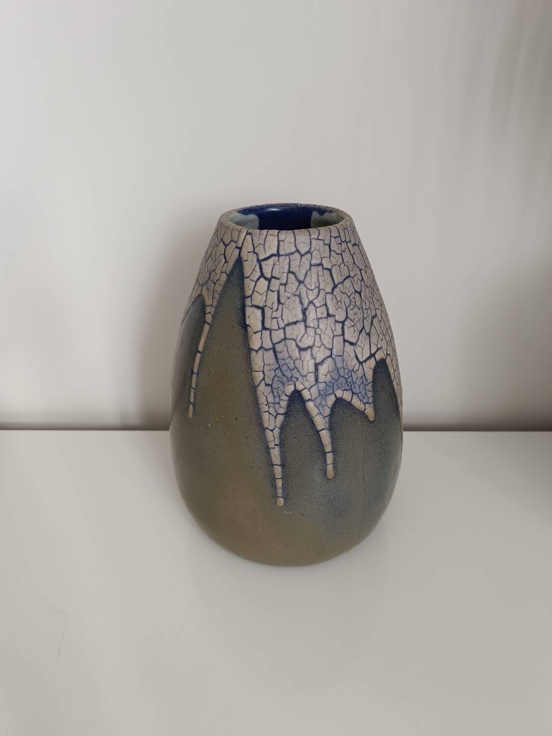 Stoneware vase from Puisaye signed Léon Pointu