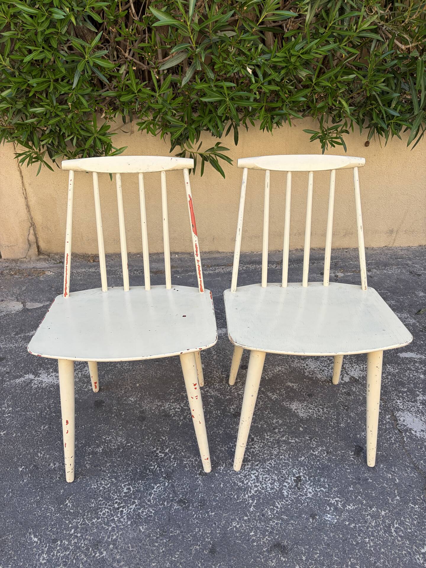 Pair of vintage chairs made in Denmark 70s/80s.
