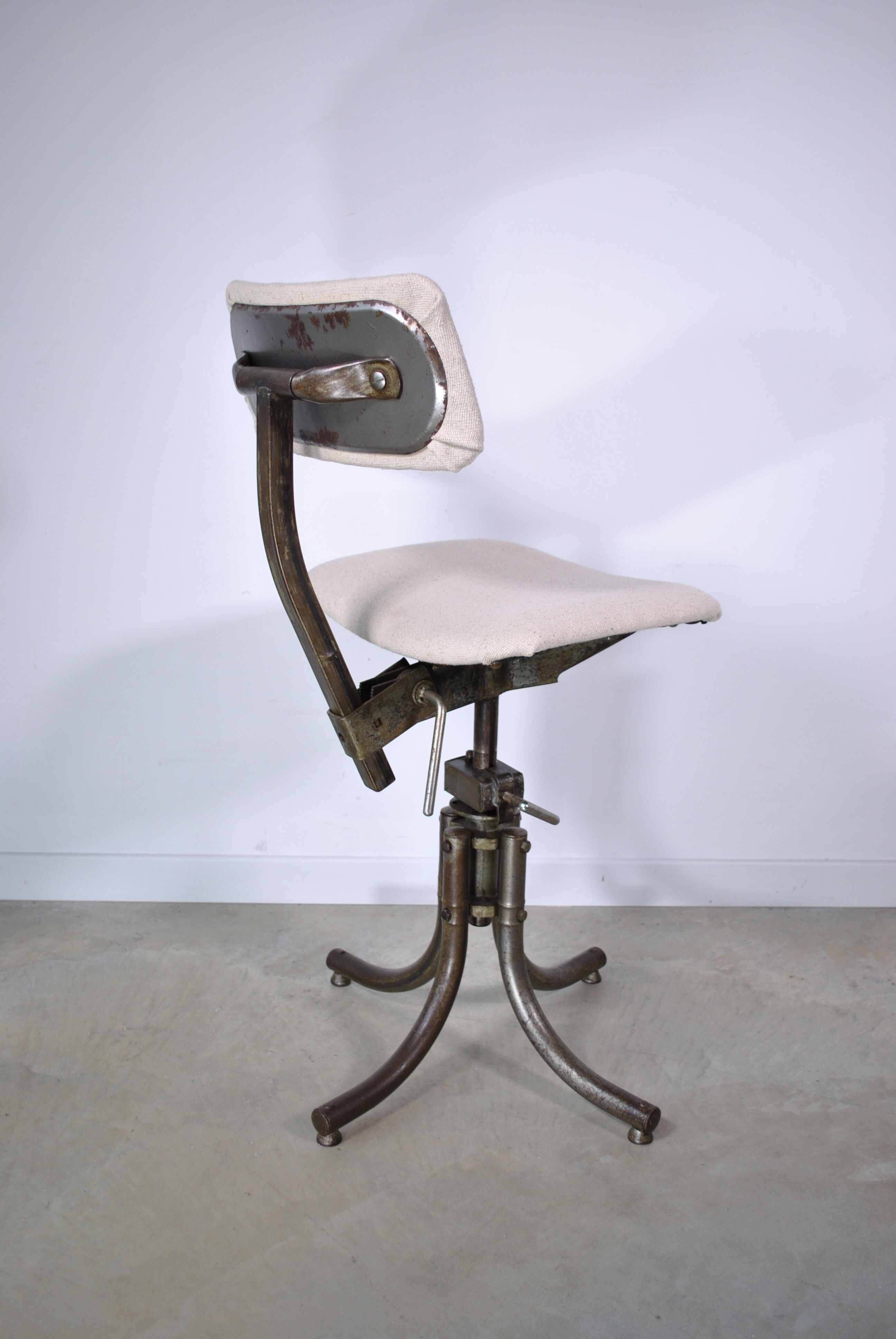 Workshop chair Bienaise 1950