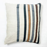Linen cushion