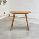 Table d'appoint pieds compas