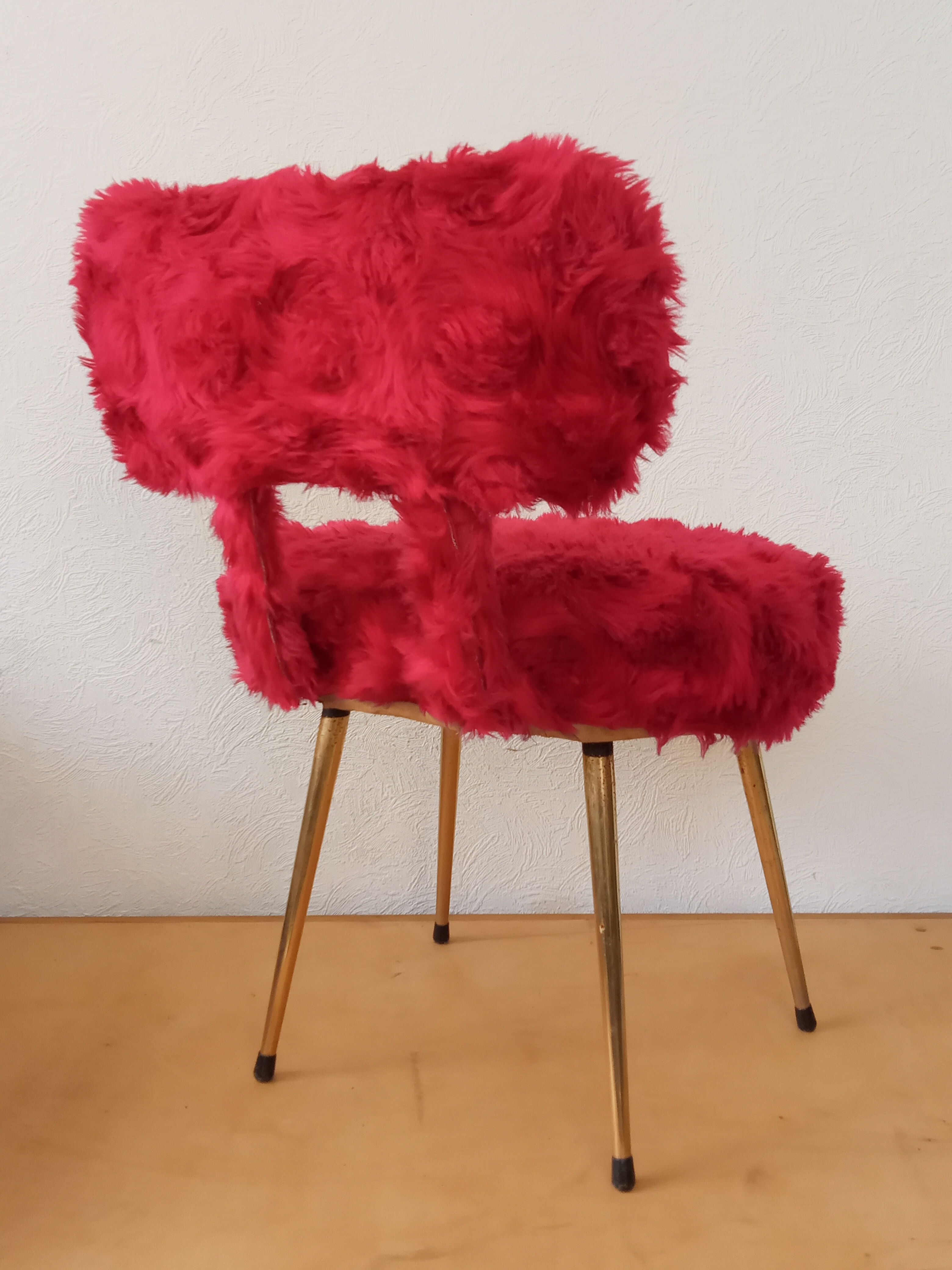70s faux-fur chair