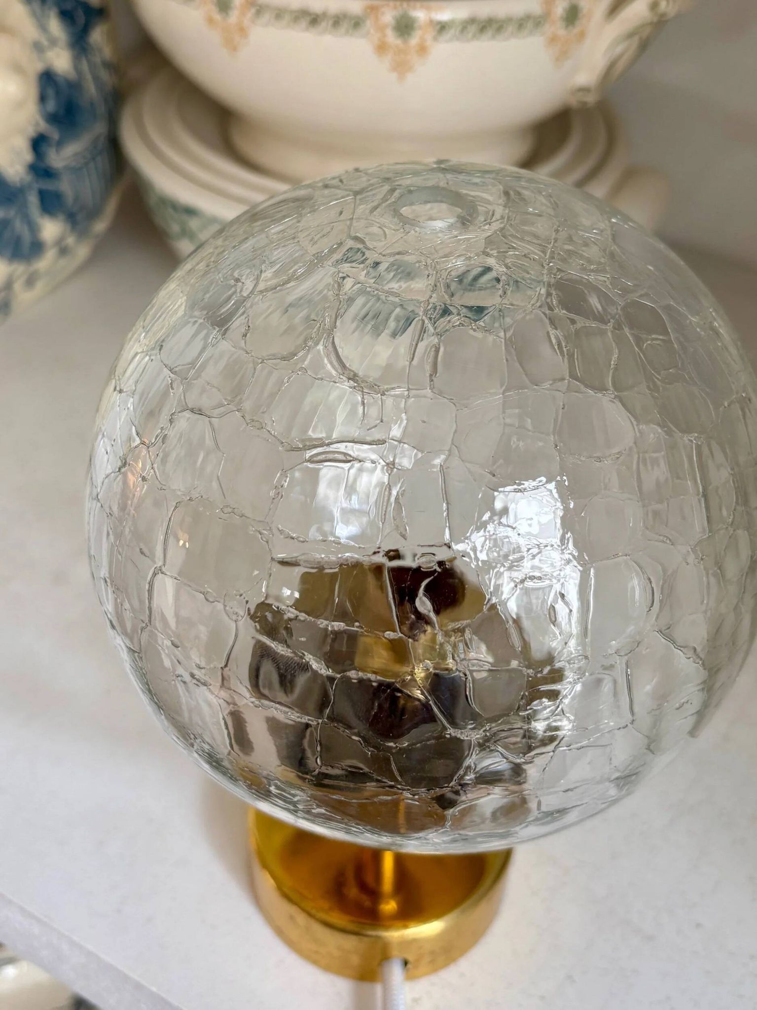 Cracked glass and gold metal table lamp