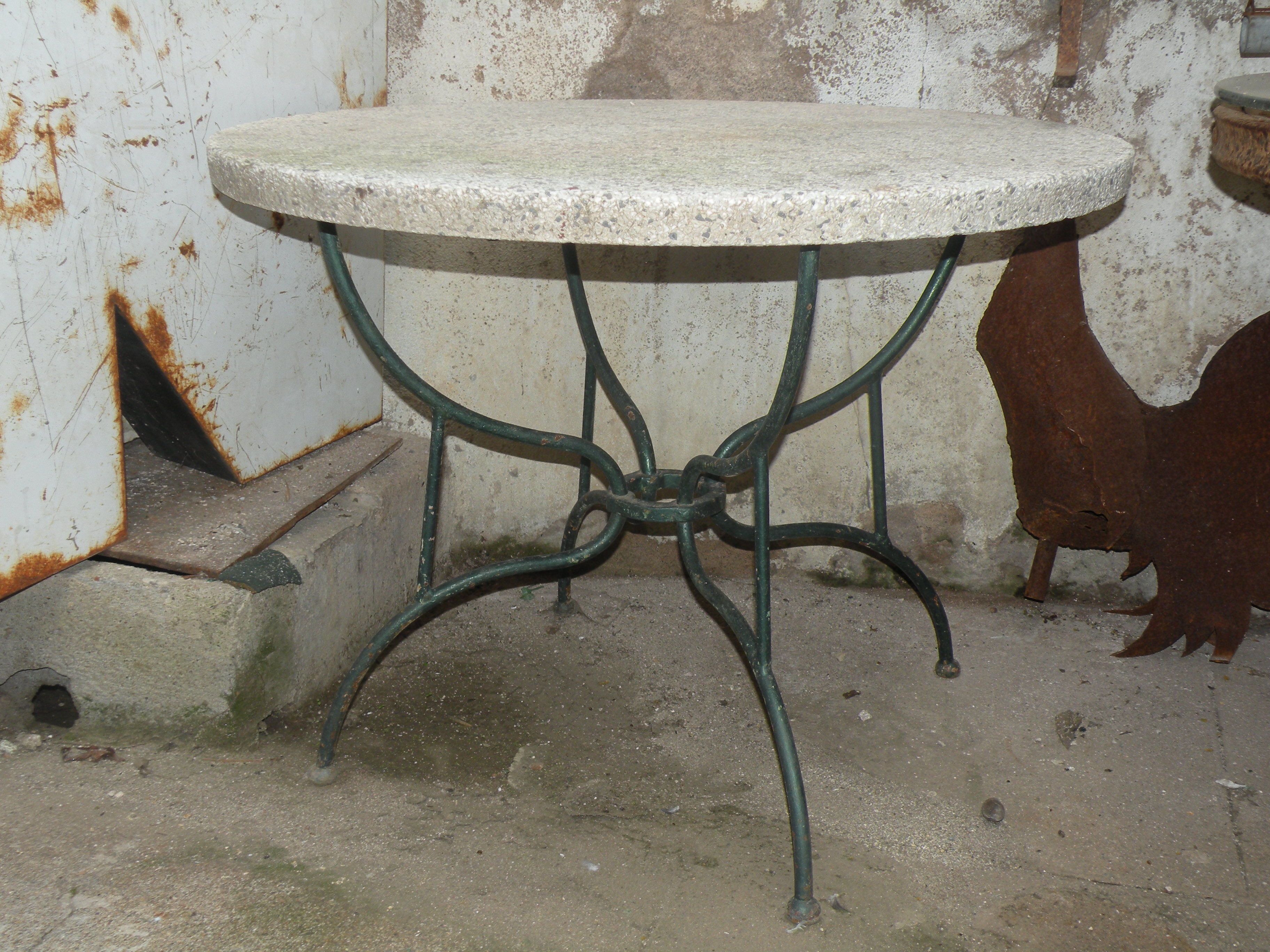 Outdoor round table, garden year 1950