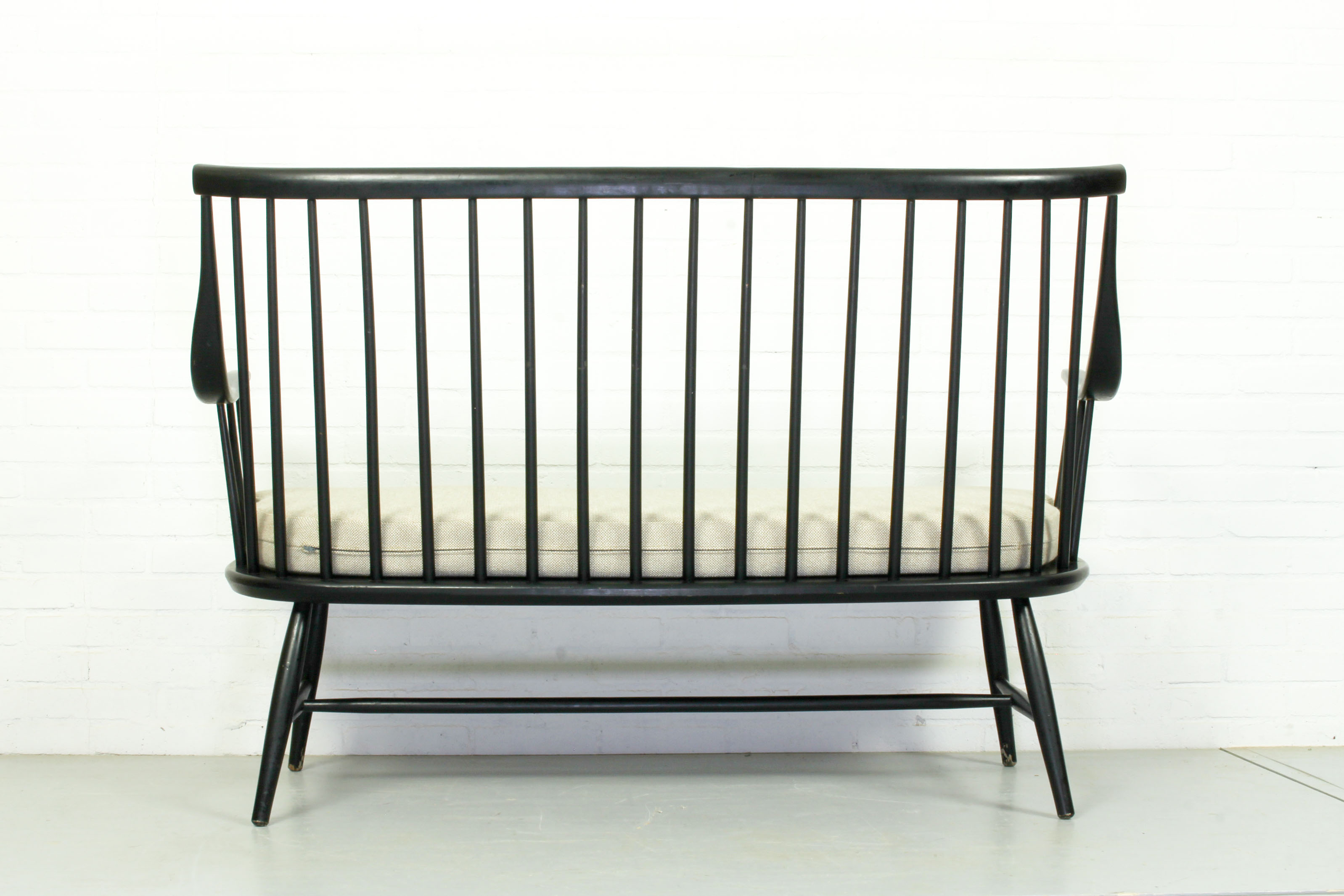 Model Grandessa armchairs and matching sofa by Lena Larsson for Pastoe & Nesto, 1959, Set of 3