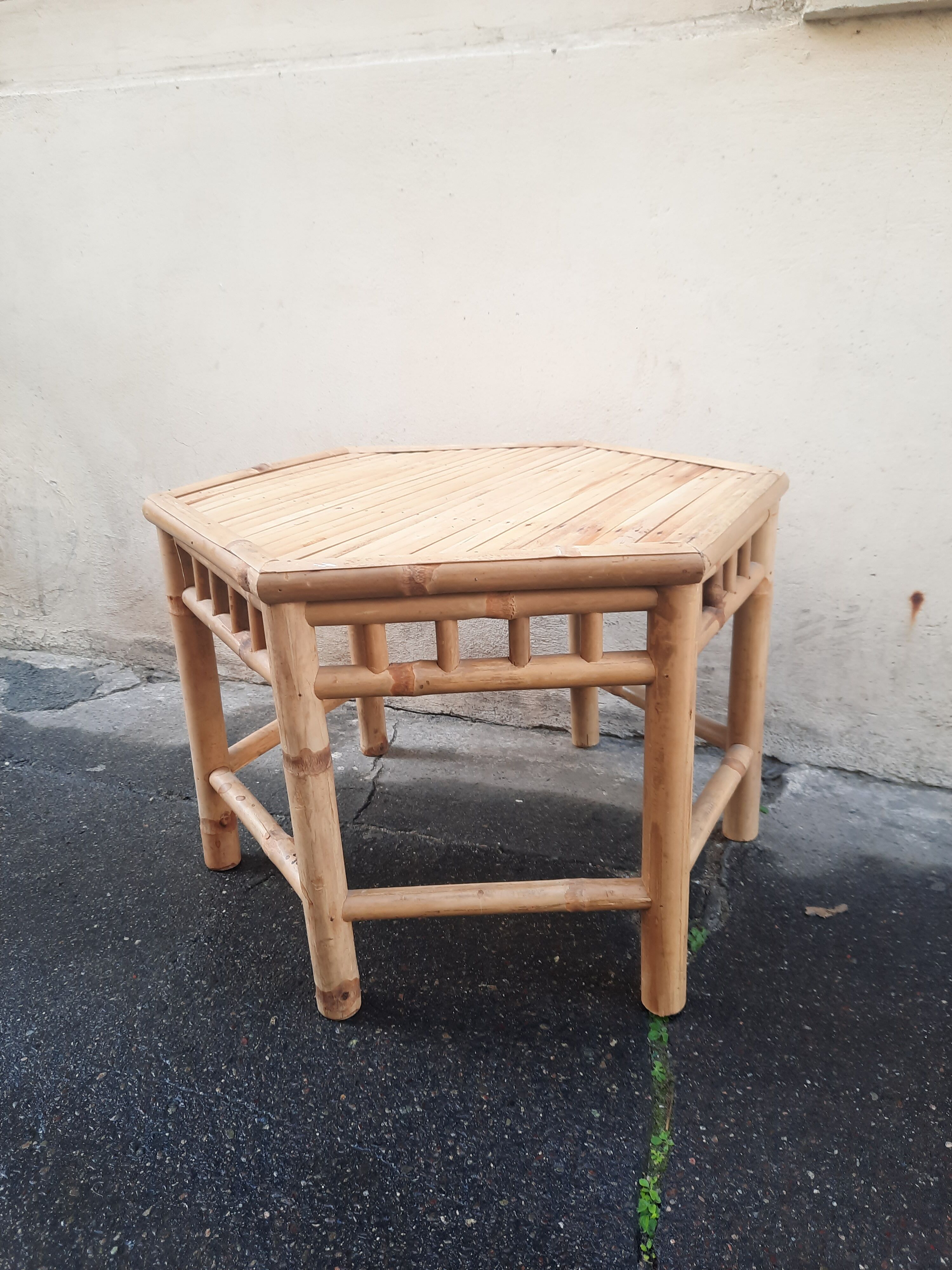 Table  basse  en bambou