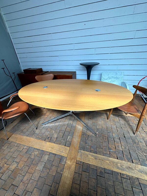 bureau Ovale Florence Knoll pour Knoll International circa 1980