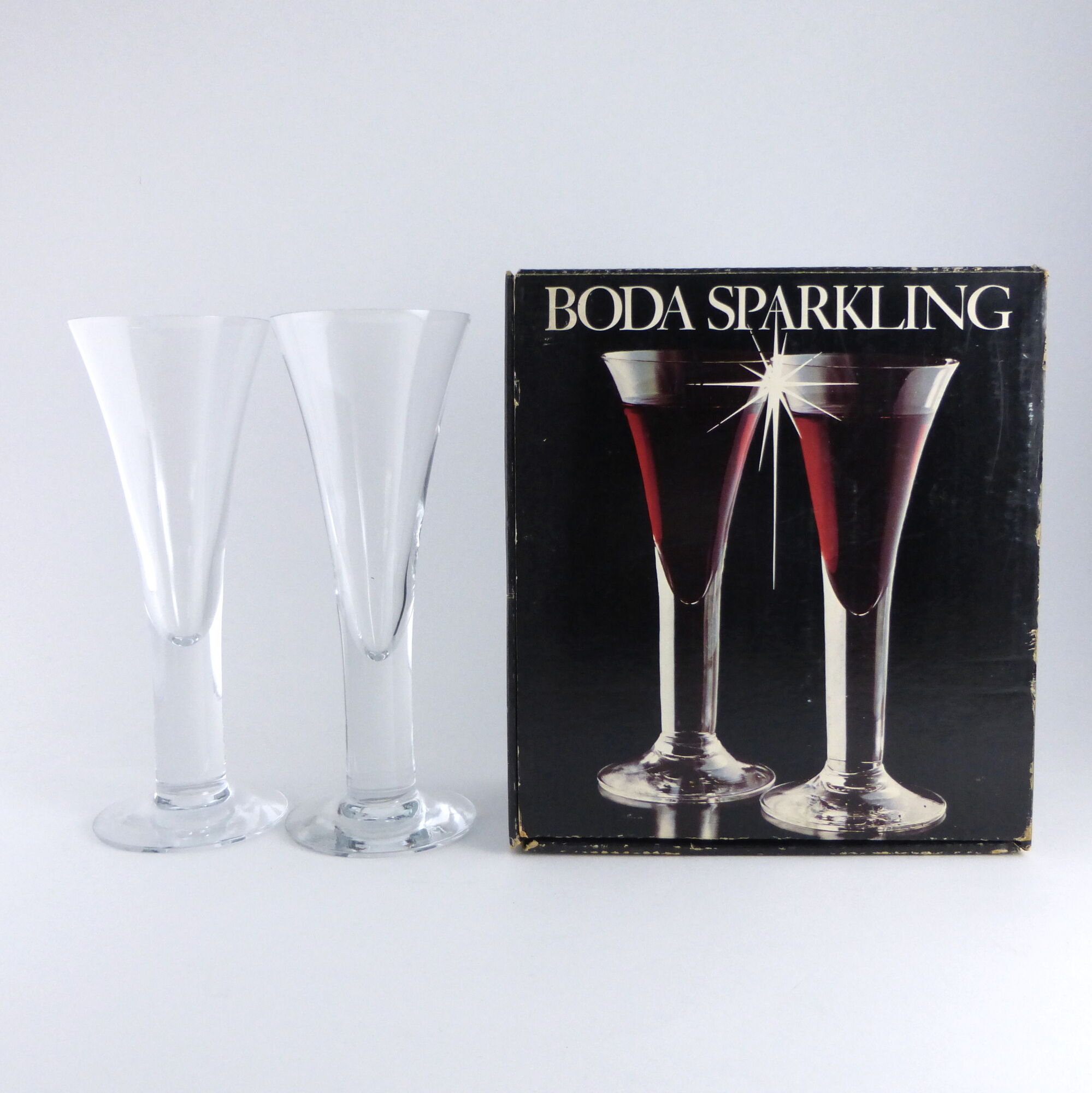 Continuation of wine - Sparkling sign Piersson-Melin - Boda - 1970's glasses