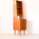 Fine teak bookcase with drawers