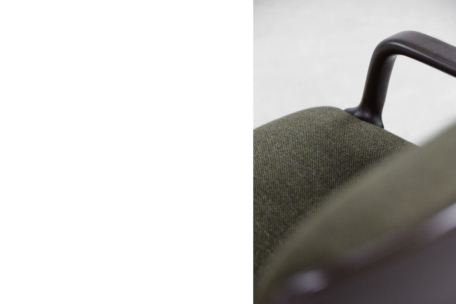 Vintage desk chairs for comforto, 1970