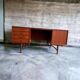 Bureau vintage en teck : double face