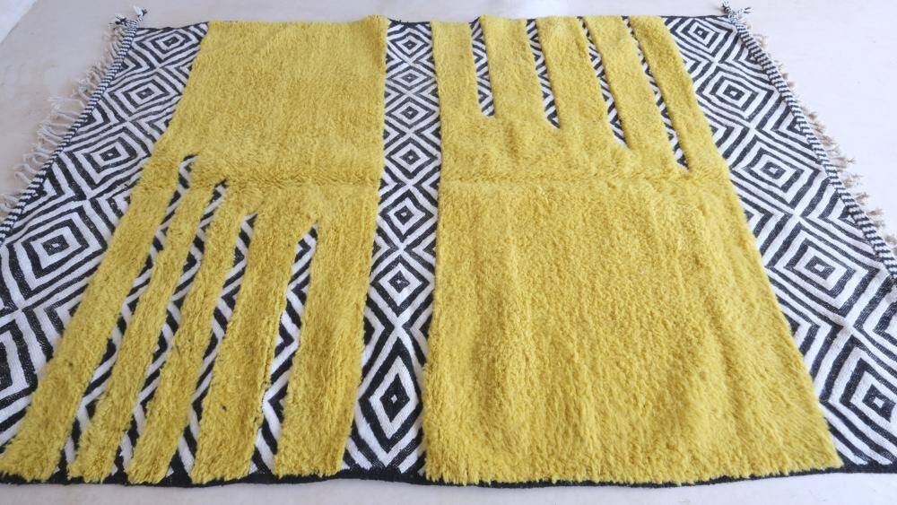 Berber Ethnic Rug - 296 x 196 cm