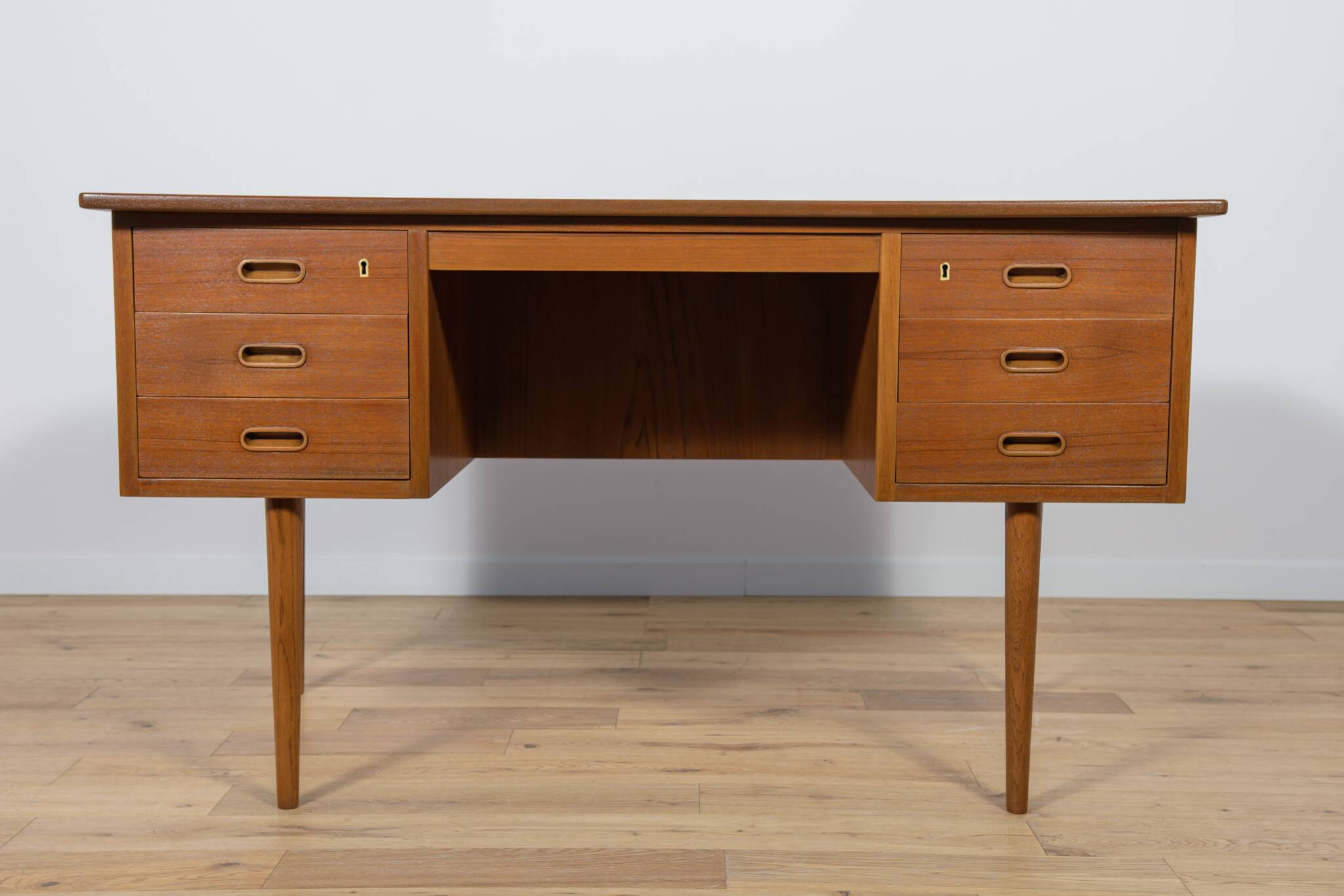 Mid-Century Freestanding Teak Desk, 1960s