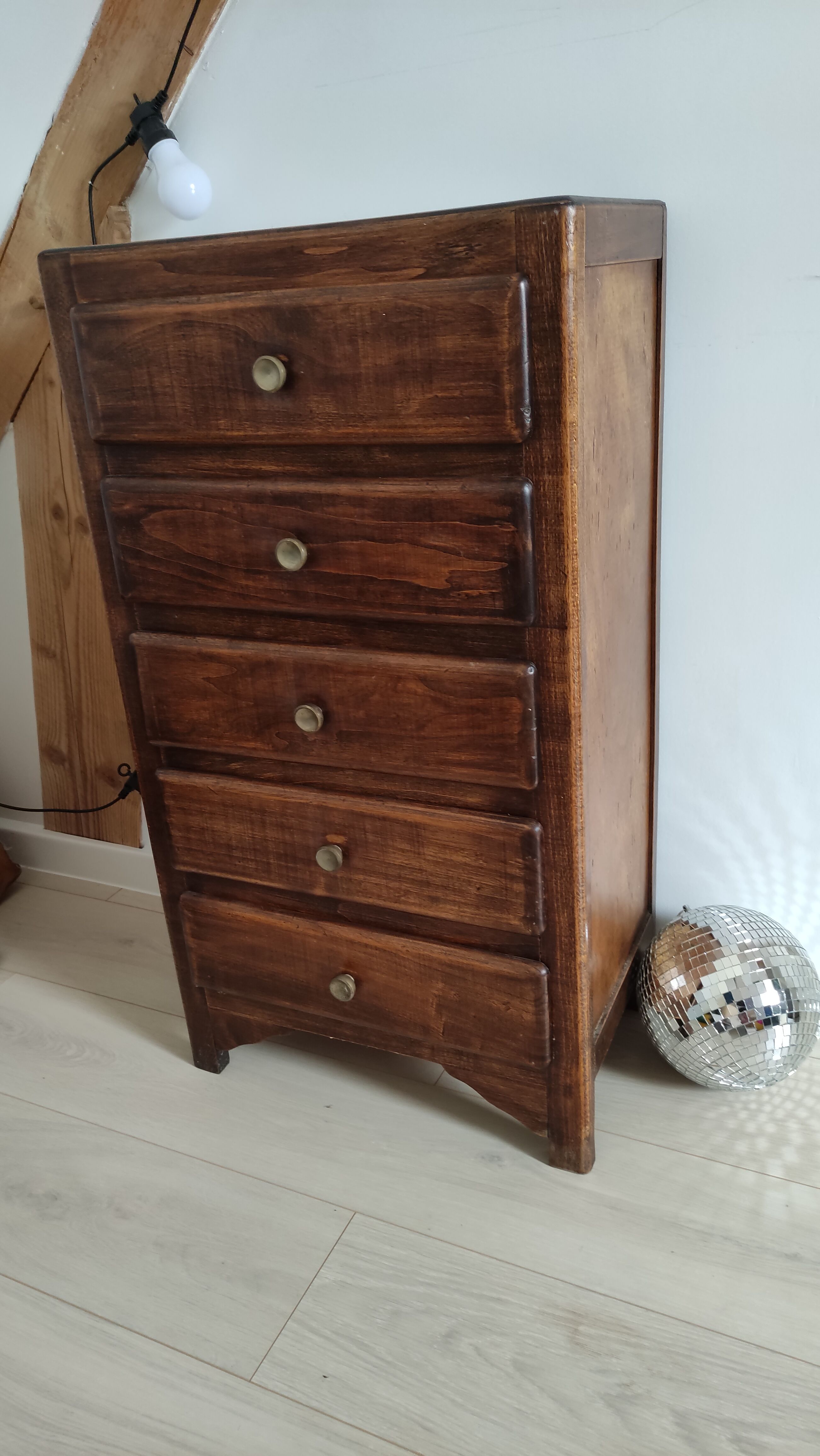 Vintage wooden chest of drawers