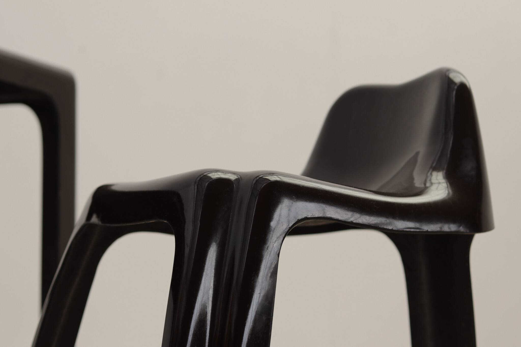 Fiberglass desk and chair set by Patrick Gingembre, 1970s
