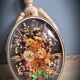 Curved glass flower frame