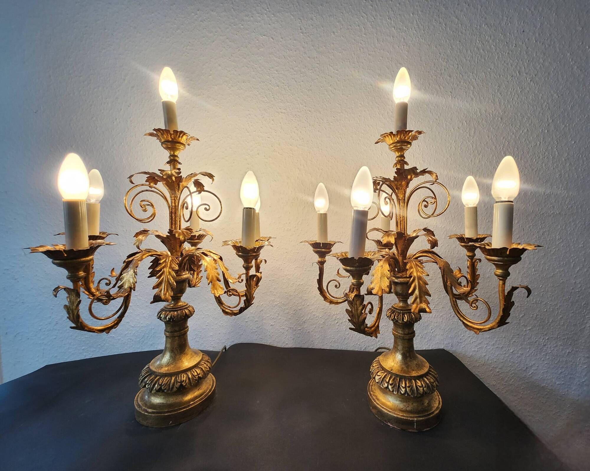 Antique gilded hand-forged hand-carved Florentine Louis XV, Italy