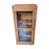 Display case to stand or hang