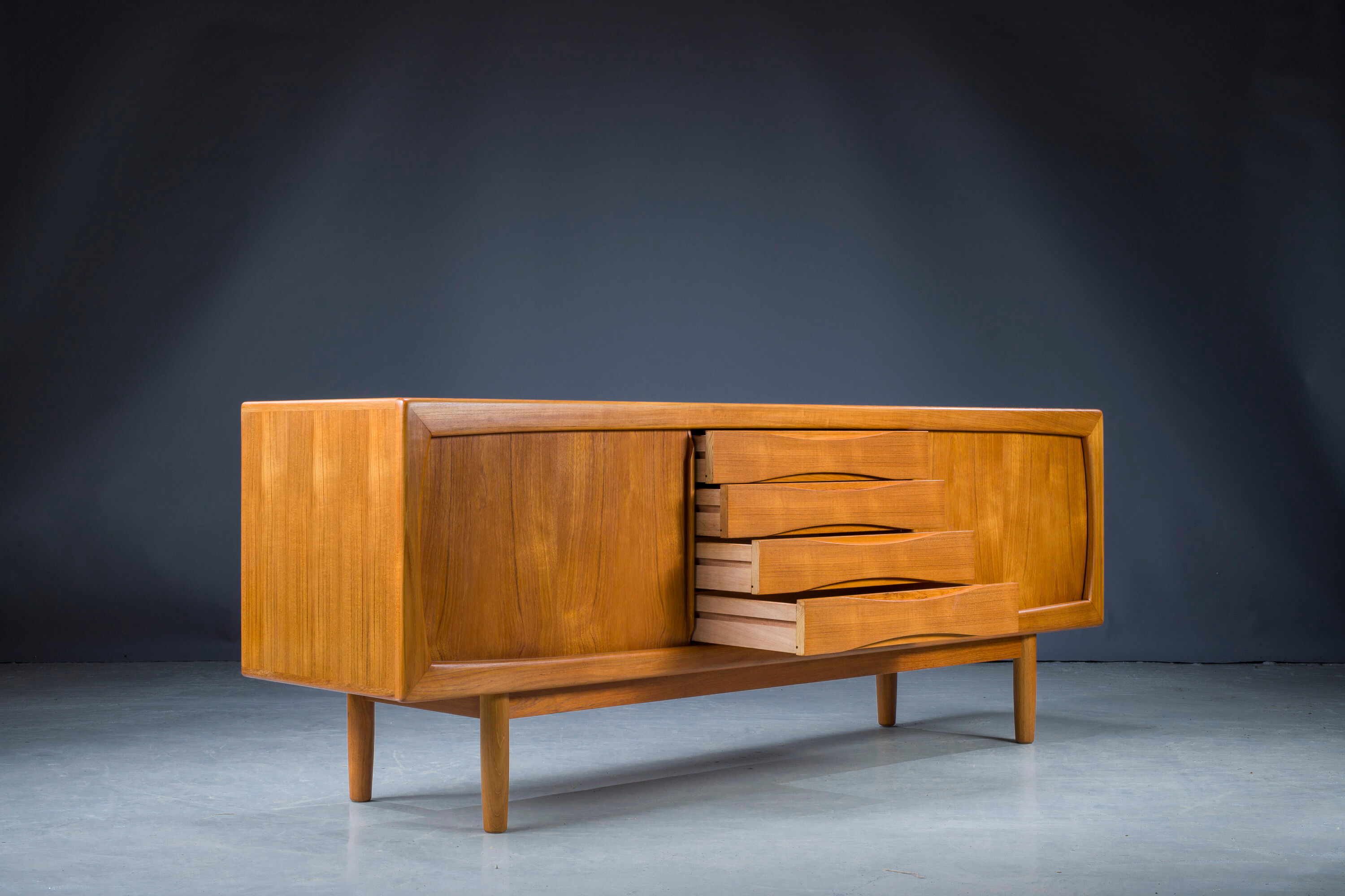 Mid-Century Danish Teak Sideboard from H.P. Hanssen, 1960s
