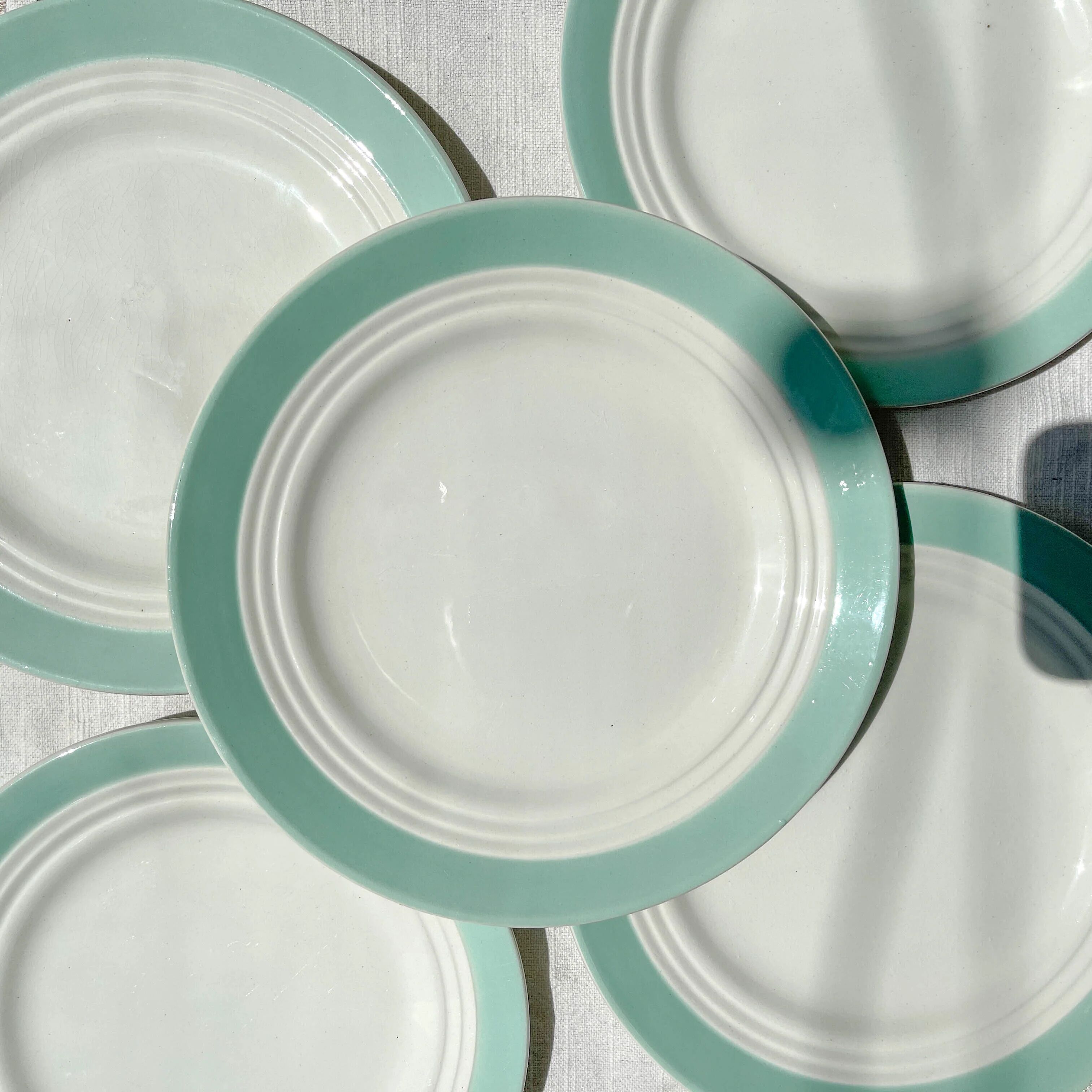 5 petites assiettes vintage en porcelaine française blanches vertes Céranord