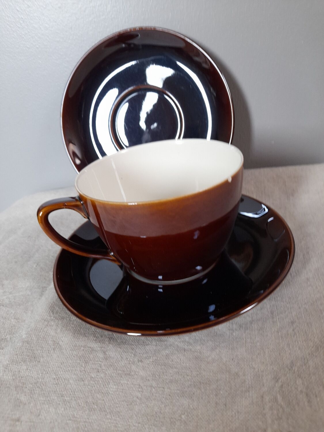 Breakfast cup and 2 subcups, Villeroy & Boch, Luxembourg model