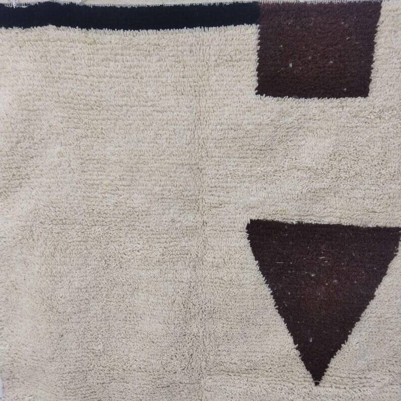 Berber Moroccan rug 240cm x 150cm