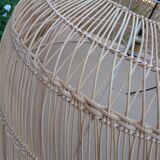 Bulky wicker pendant light