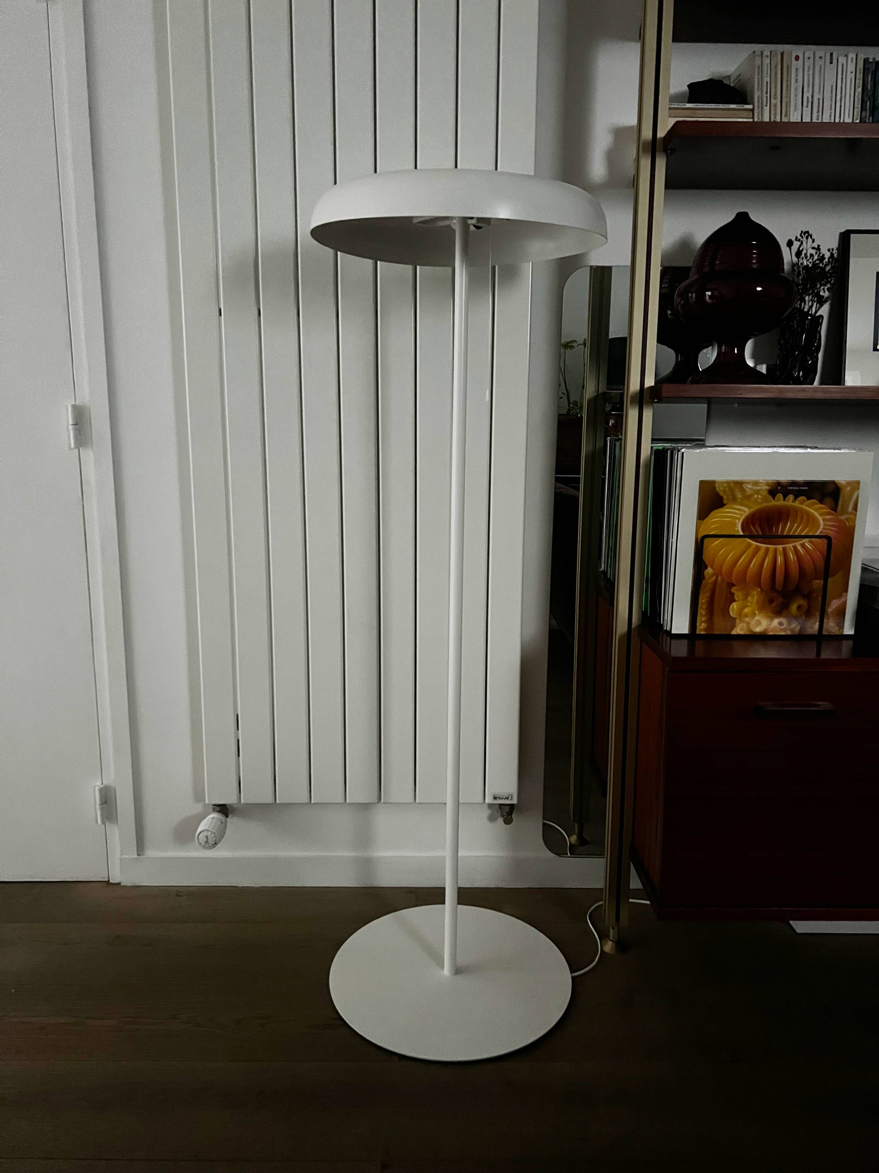 White designer floor lamp Matti Klenell Örsjö Belysning