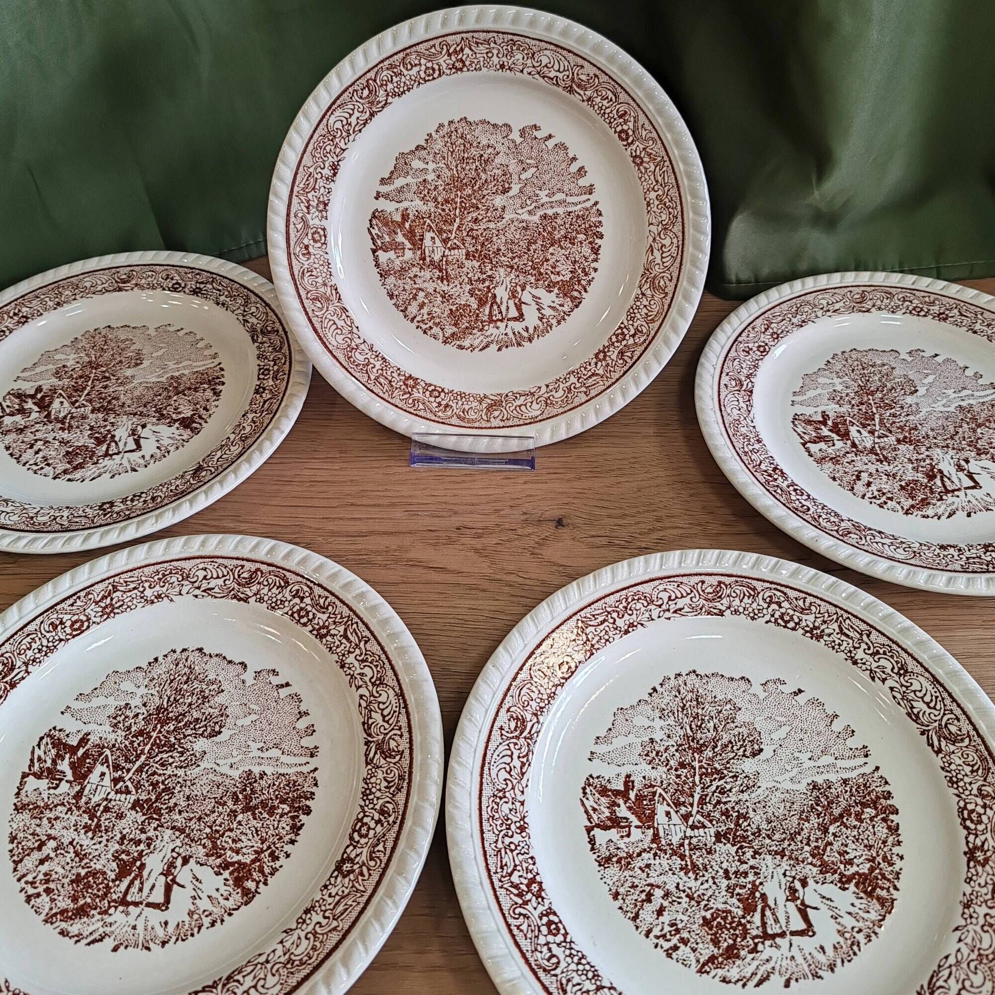 Dessert plate (sold individually)