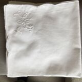 Batch of 10 solid white napkins