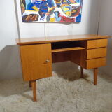 Vintage desk from the 60s in light wood