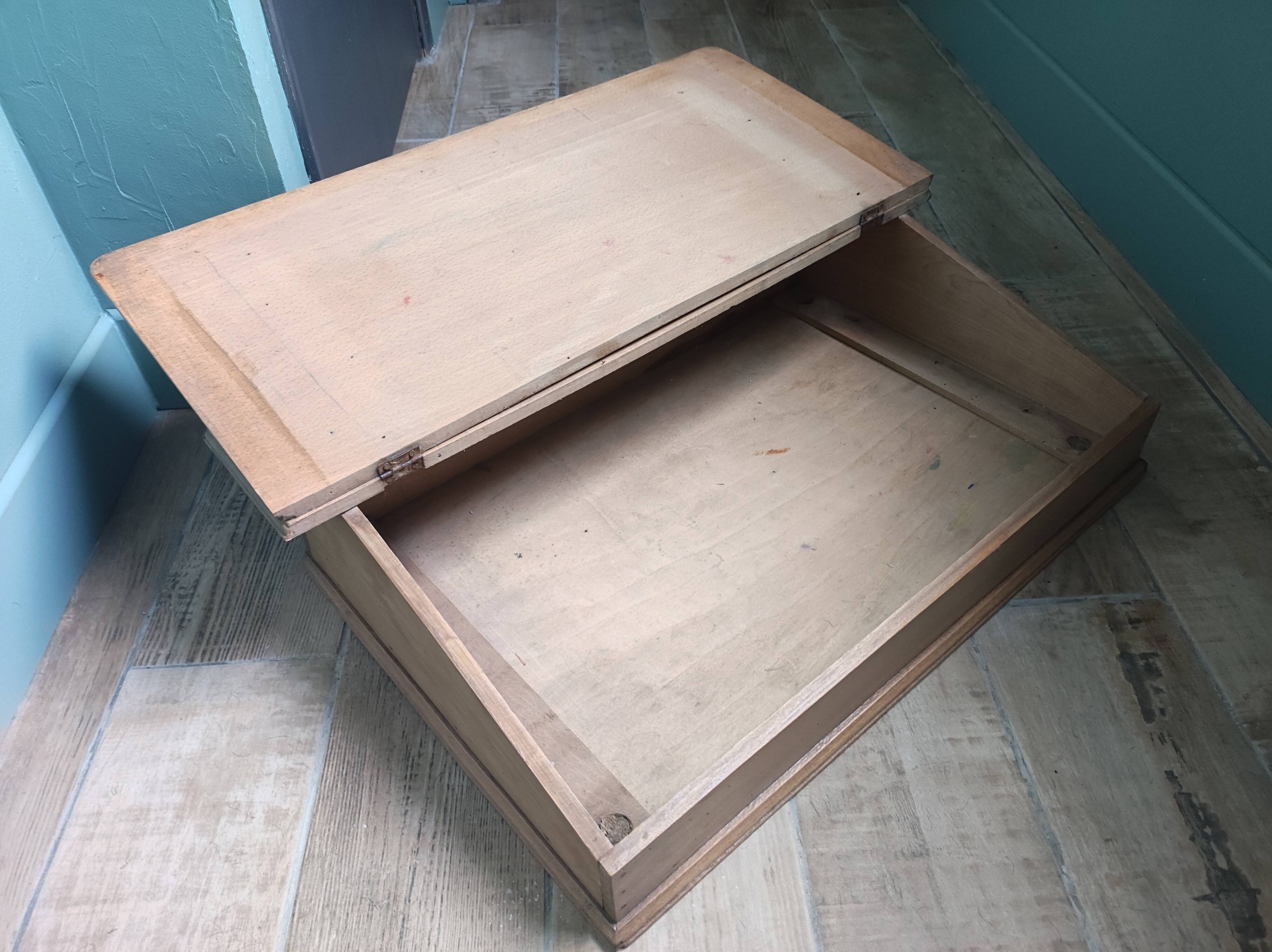 Vintage wood desk office writer