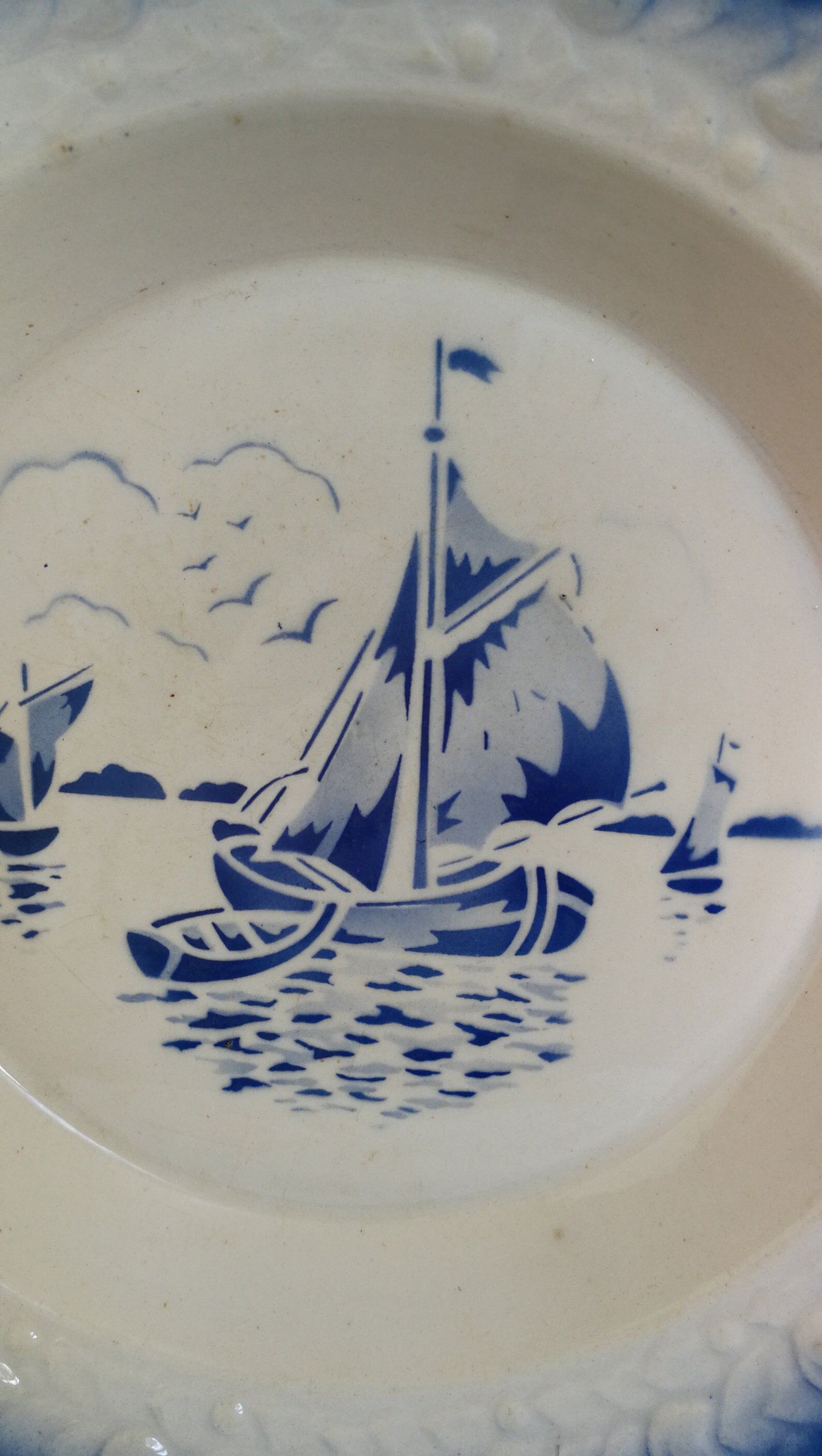 Grand Plat Creux Bleu Former Moulin des Loups St Amand - Marine boat decoration - stencil painted