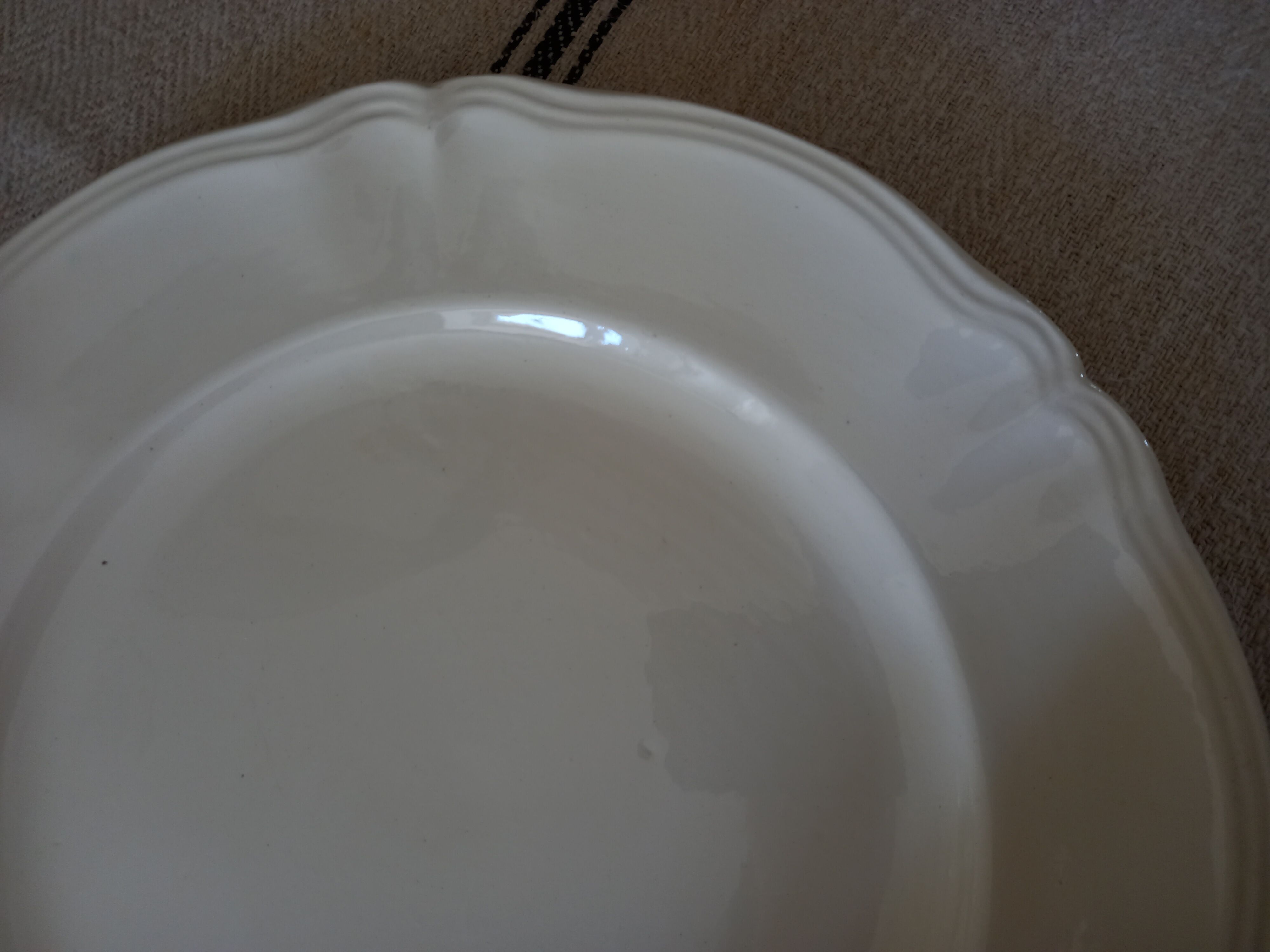 Flat "Ivoire" Sarreguemines (ø 34 cm)