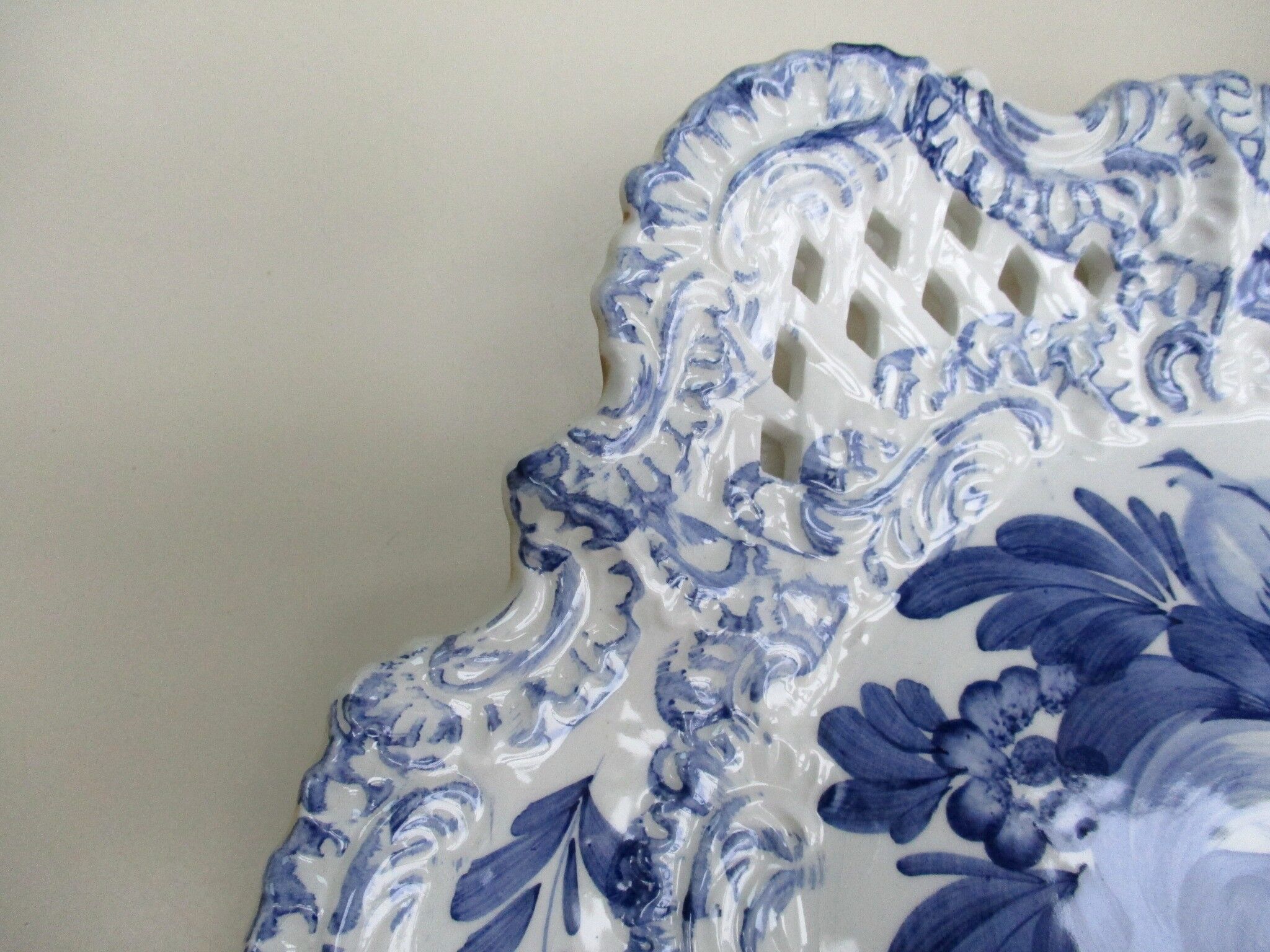 Openwork ceramic dish