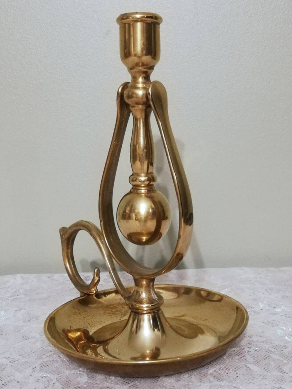 Boat candle holder