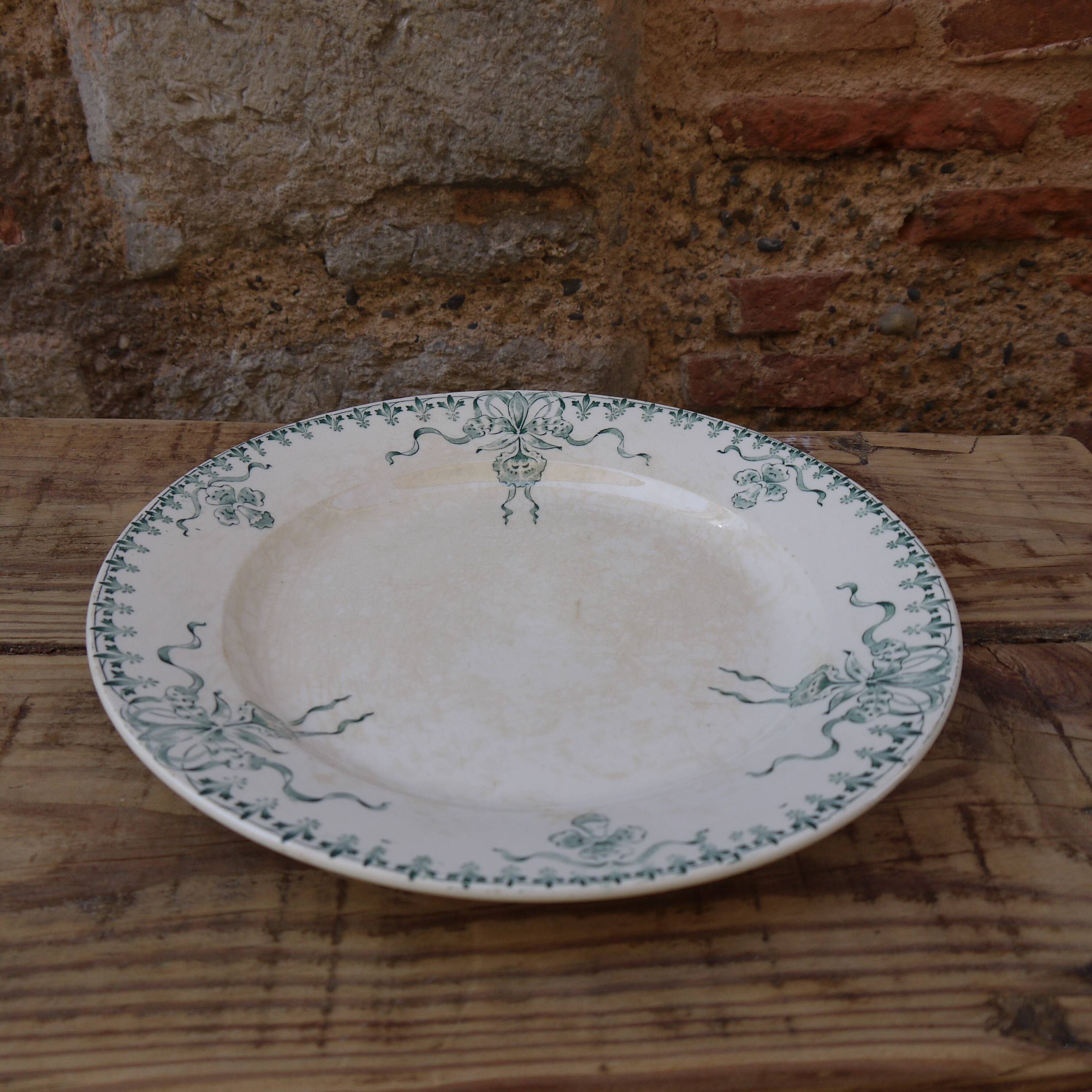 Dish Terre de Fer Venice