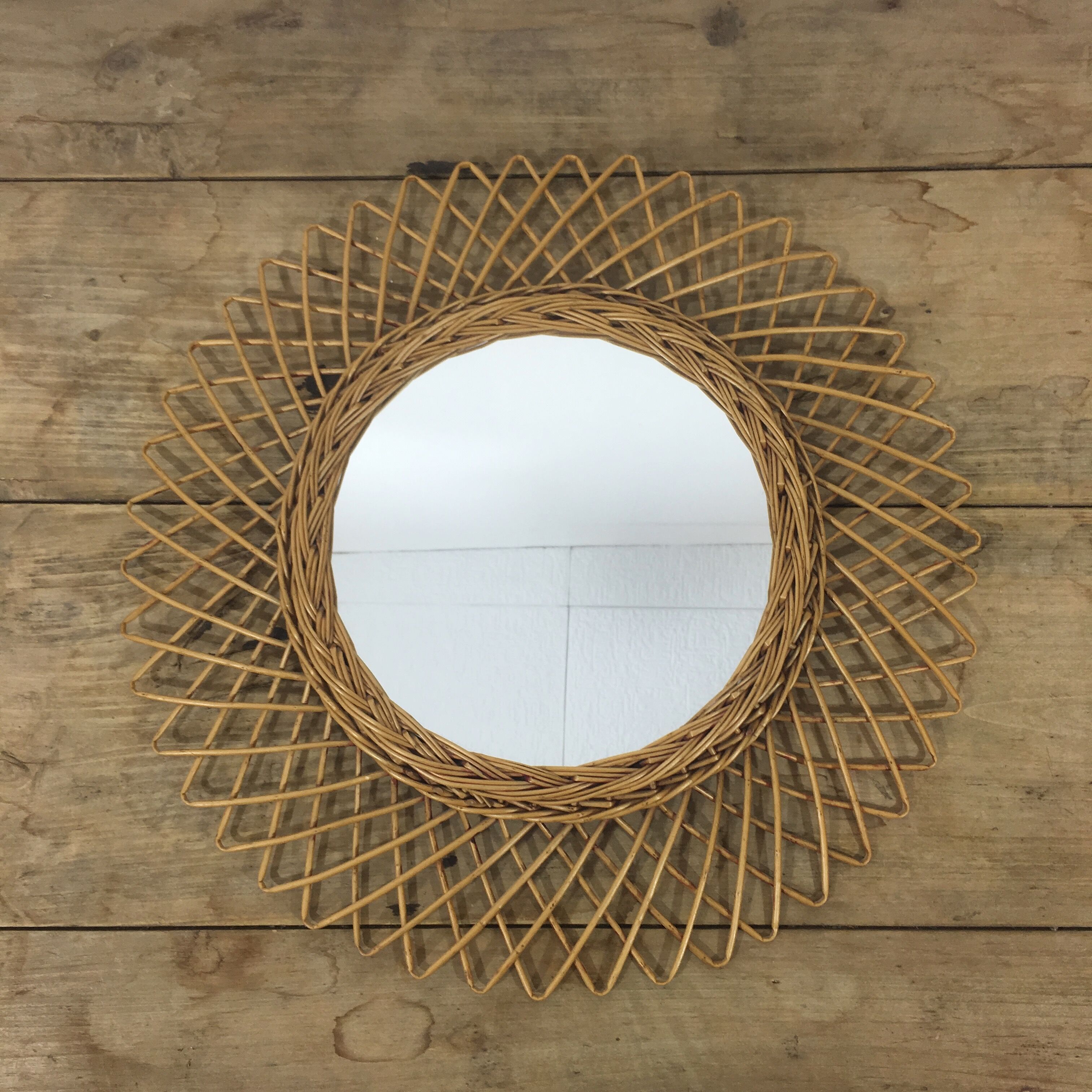 Vintage rattan sun mirror diameter 47cm