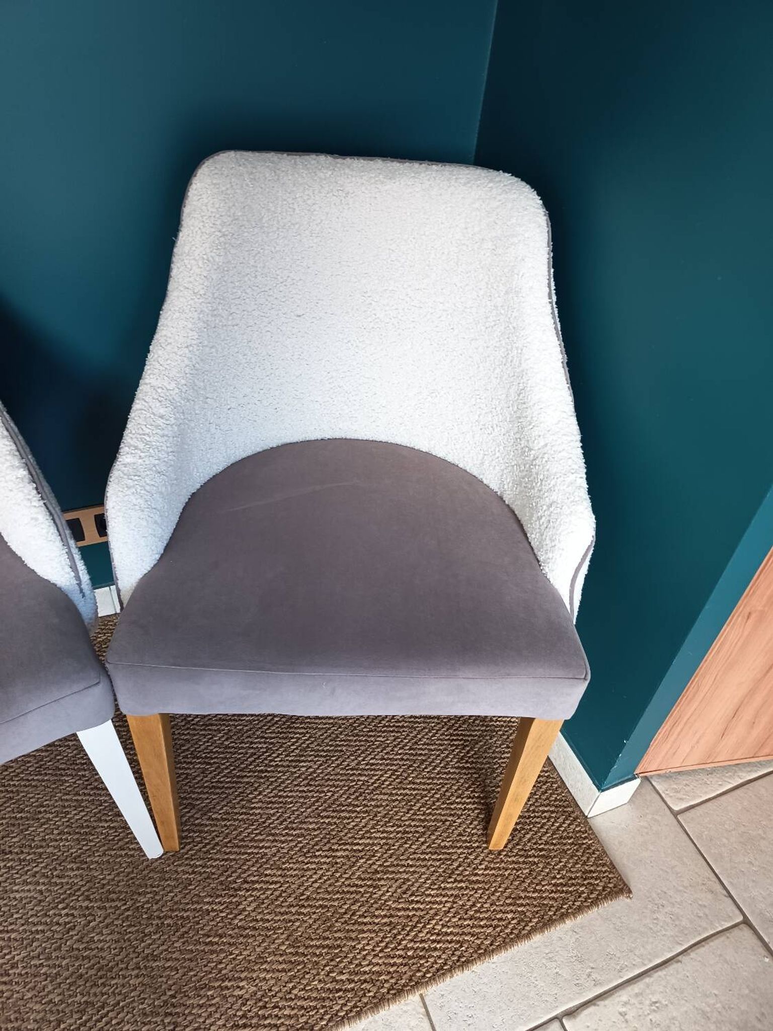 Set of 2 chairs