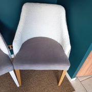Set of 2 chairs